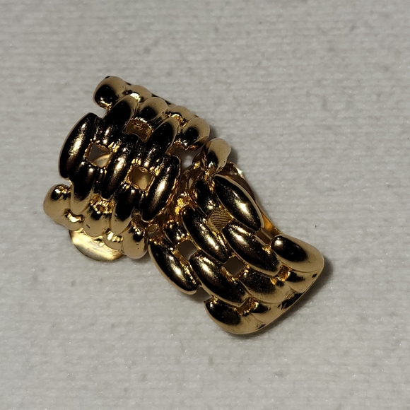 Vintage CHRISTIAN DIOR Gold Tone Chain Half Hoop Clip On Earrings - Picture 2 of 4